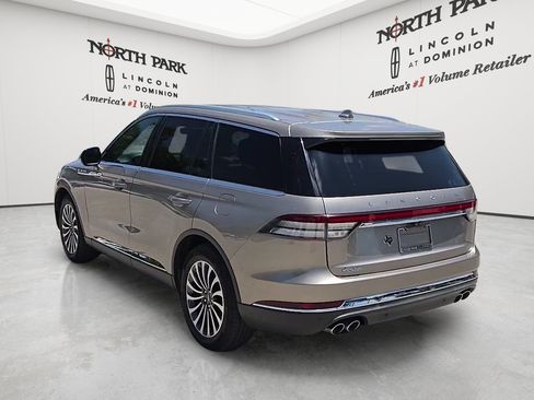 Used 2020 Lincoln Aviator Reserve w/ Elements Package Plus RWD image 3