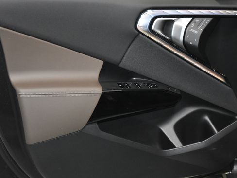 New 2026 BMW X3 xDrive30 w/ Premium Package image 3