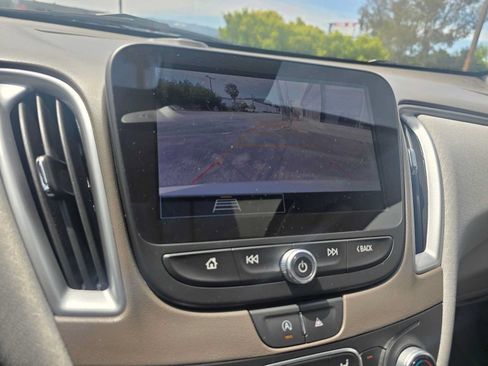 Used 2024 Chevrolet Malibu LT FWD image 28