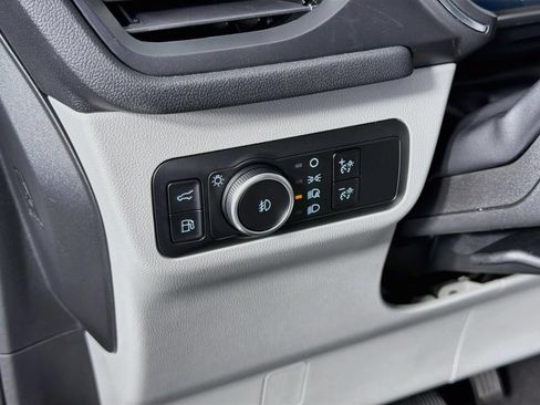 Used 2024 Ford Escape Platinum w/ Premium Technology Package AWD/4WD image 38