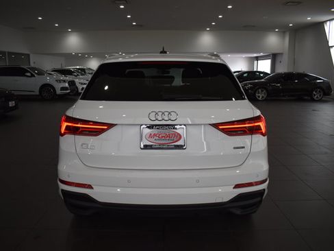 Used 2023 Audi Q3 2.0T Premium w/ Convenience Package AWD/4WD image 6