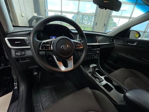 Used 2020 Kia Optima LX FWD image 12