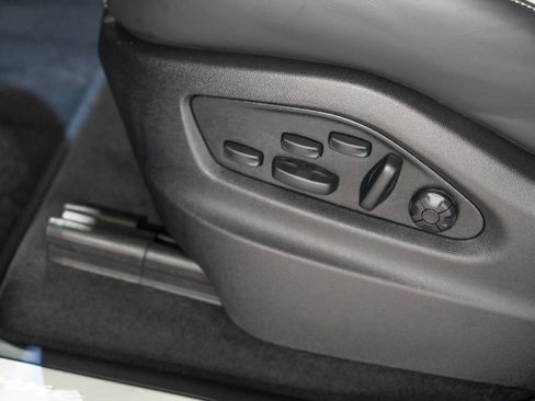 Certified 2026 Porsche Cayenne AWD/4WD image 13