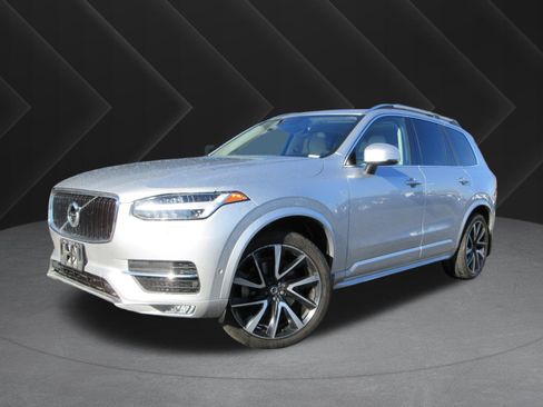 Used 2019 Volvo XC90 T6 Momentum w/ Advanced Package image 1