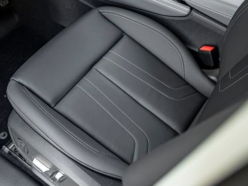 New 2026 Audi Q3 quattro 2.0T AWD/4WD image 15