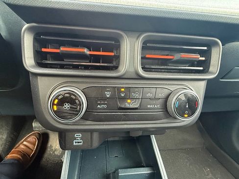 Used 2023 Ford Maverick XLT image 24