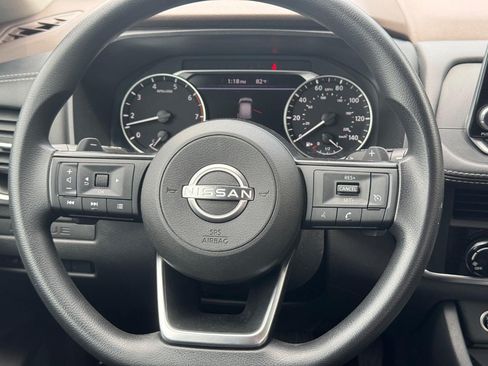 Used 2023 Nissan Rogue S AWD/4WD image 13