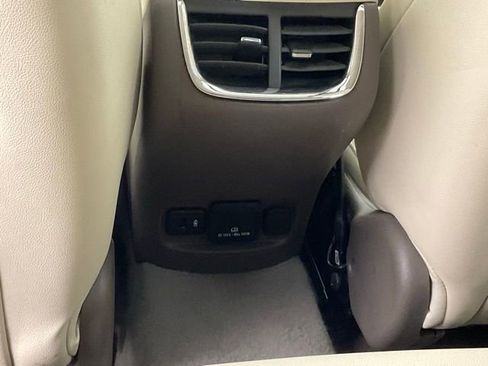 Used 2024 Chevrolet Malibu LT image 17