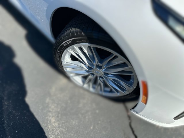 Used 2021 Cadillac CT4 Premium Luxury AWD/4WD image 19