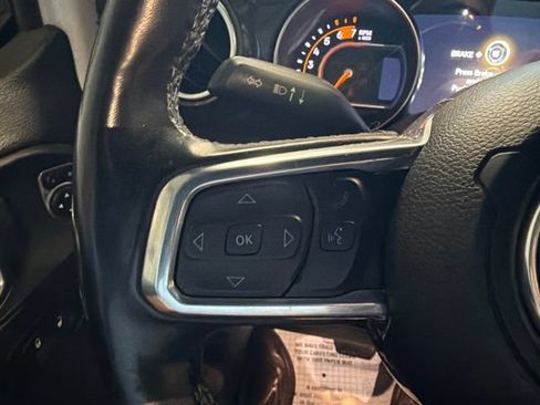 Used 2021 Jeep Wrangler Unlimited Sahara AWD/4WD image 33