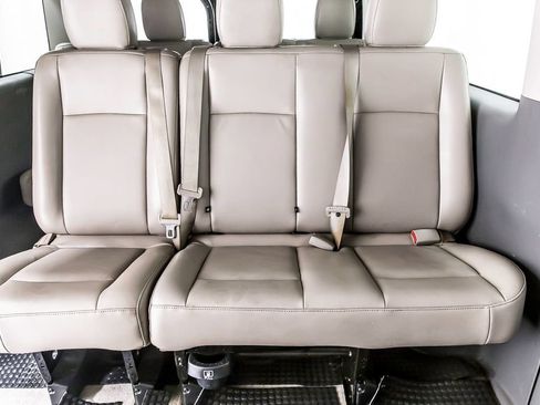 Used 2020 Nissan NV 3500 SL RWD image 35