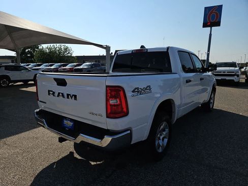 Used 2025 RAM 1500 Big Horn AWD/4WD image 8