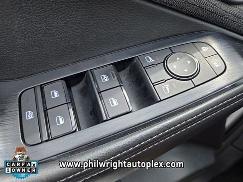 Used 2023 Nissan Rogue SV FWD image 27
