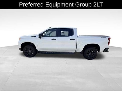 Used 2024 Chevrolet Silverado 1500 LT Trail Boss w/ LT Trail Boss Premium Package AWD/4WD image 4