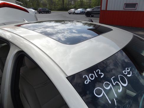 Used 2013 Cadillac XTS Luxury w/ Driver Awareness Package FWD image 24