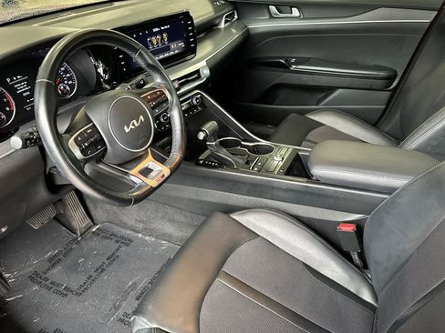Used 2022 Kia K5 GT-Line image 11