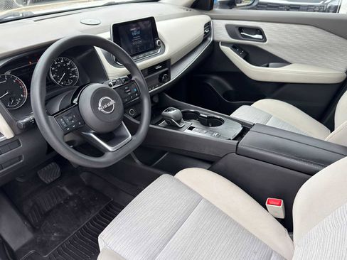 Used 2023 Nissan Rogue SV FWD image 7