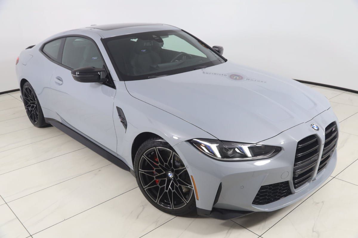 Used 2025 BMW M4 Competition w/ Executive Package RWD image 21