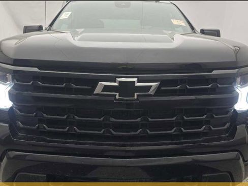 Used 2023 Chevrolet Silverado 1500 RST image 7