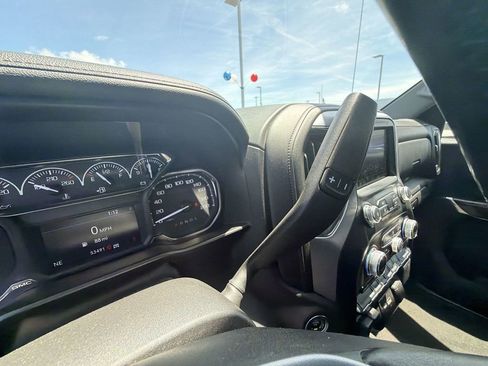 Used 2021 GMC Sierra 1500 SLE w/ X31 Off-Road Package AWD/4WD image 24