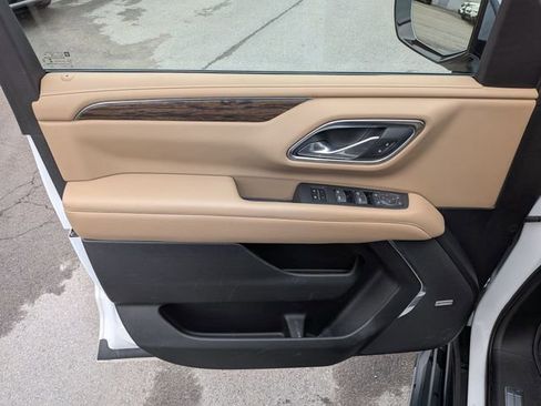 Used 2023 Chevrolet Tahoe Premier AWD/4WD image 6