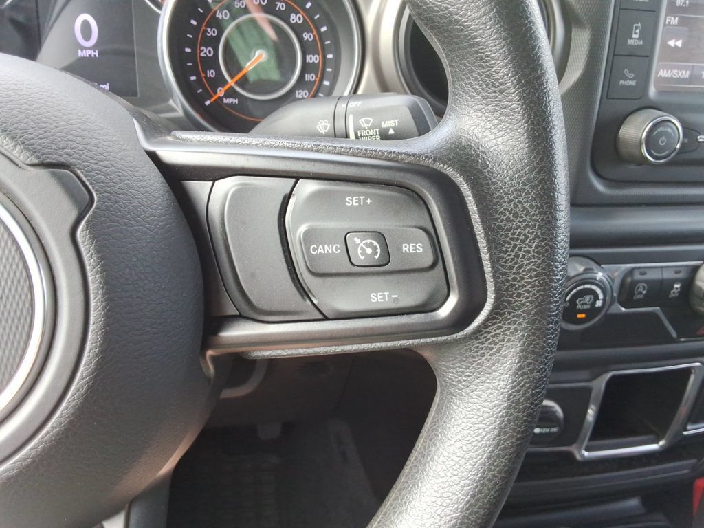 Used 2018 Jeep Wrangler Unlimited Sport AWD/4WD image 29