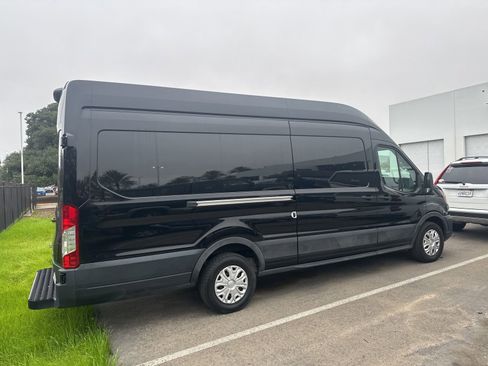 Used 2022 Ford E-Transit 148 High Roof Extended w/ Load Area Protection Package image 3