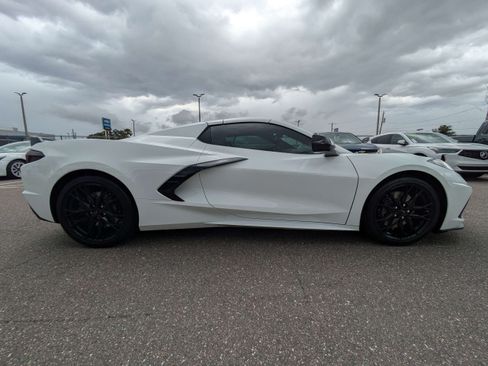 Used 2024 Chevrolet Corvette Stingray Preferred Conv w/ Z51 Performance Package RWD image 2