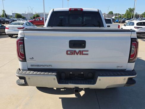 Used 2018 GMC Sierra 1500 SLT w/ Texas SLT Premium Package AWD/4WD image 4