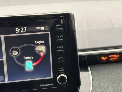 Used 2022 Toyota Corolla LE image 41