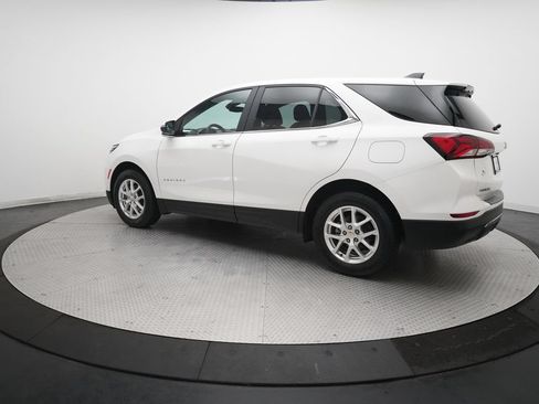 Used 2022 Chevrolet Equinox LT FWD image 32