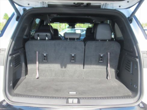 Used 2025 Buick Enclave Sport Touring image 31