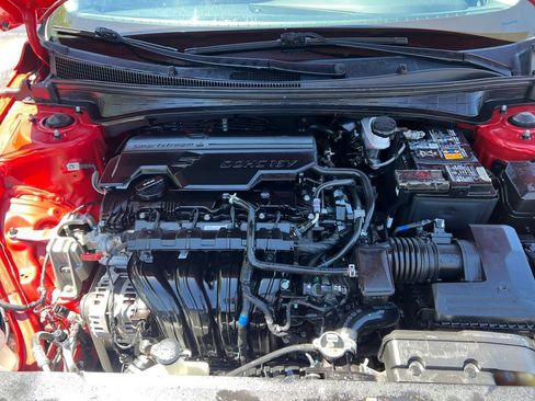 Used 2023 Hyundai Elantra Limited w/ Preferred Accessory Package FWD image 36