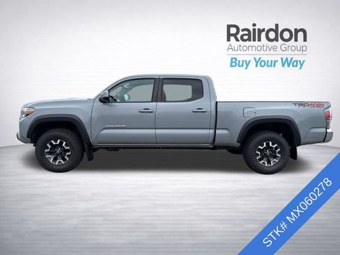 Used 2021 Toyota Tacoma TRD Off-Road AWD/4WD image 4