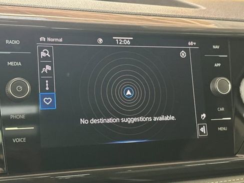 Used 2023 Volkswagen Taos SEL image 24