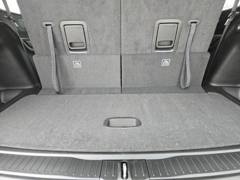 New 2025 Jeep Grand Cherokee L Limited w/ Black Appearance Package image 24