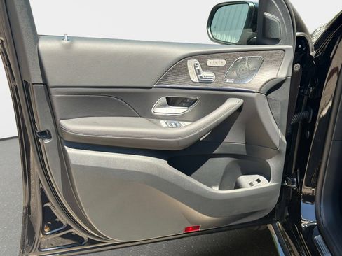 New 2026 Mercedes-Benz GLE 580 4MATIC image 16