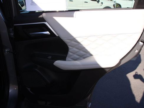 Used 2022 Mitsubishi Outlander SEL FWD image 27