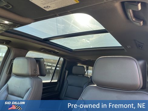 Used 2021 GMC Yukon XL Denali image 11