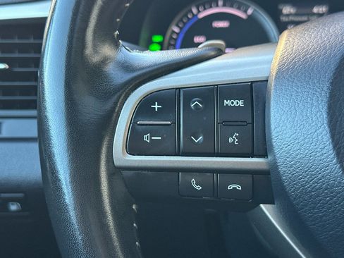 Used 2020 Lexus RX 450h AWD w/ Premium Package image 27