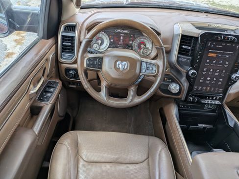 Used 2019 RAM 1500 Limited RWD image 15