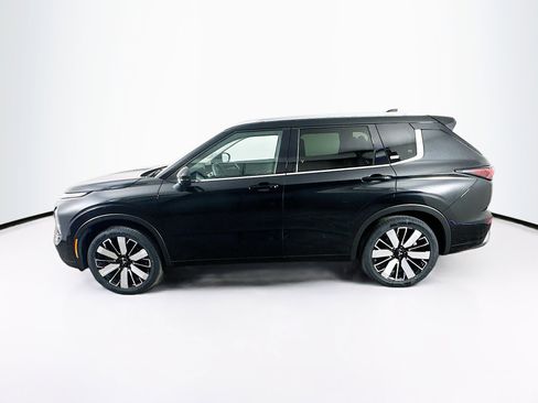 Used 2025 Mitsubishi Outlander SEL image 4