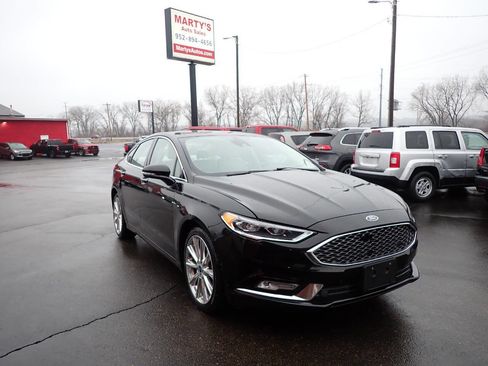 Used 2017 Ford Fusion Platinum image 1