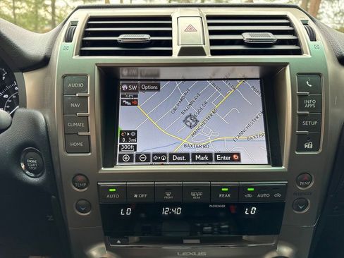 Used 2018 Lexus GX 460 Premium w/ Premium Package AWD/4WD image 18
