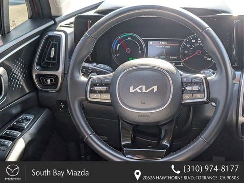 Used 2022 Kia Sorento S image 14