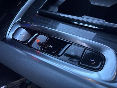 Used 2024 Buick Enclave Essence w/ Experience Buick Package image 24