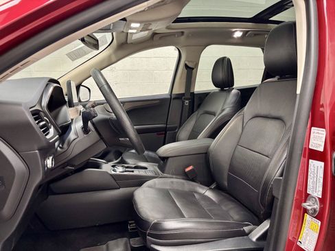 Used 2020 Ford Escape Titanium w/ Titanium Premium Package 2.0 AWD/4WD image 15