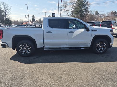 Used 2026 GMC Sierra 1500 SLT w/ SLT Premium Plus Package image 16