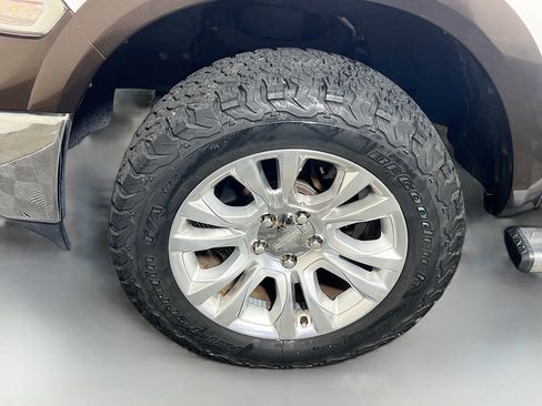 Used 2018 RAM 1500 Laramie Longhorn w/ Longhorn Southfork Package AWD/4WD image 13