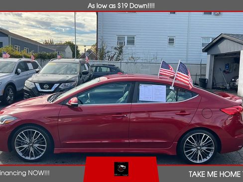 Used 2017 Hyundai Elantra Sport image 2